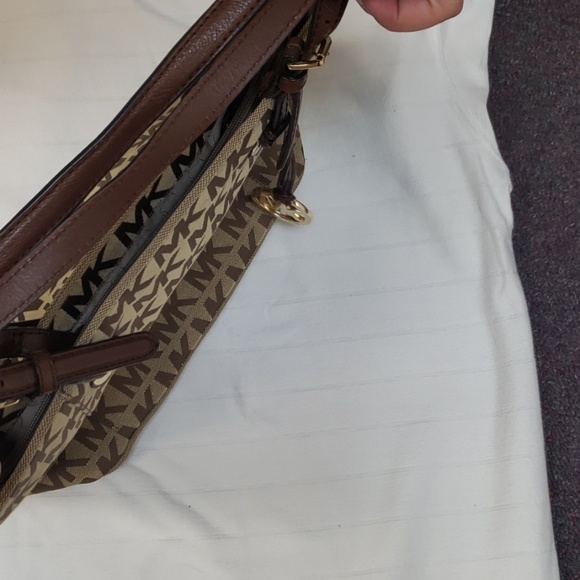 Authentic Michael Kors Canvas Purse - Picture 5 of 8